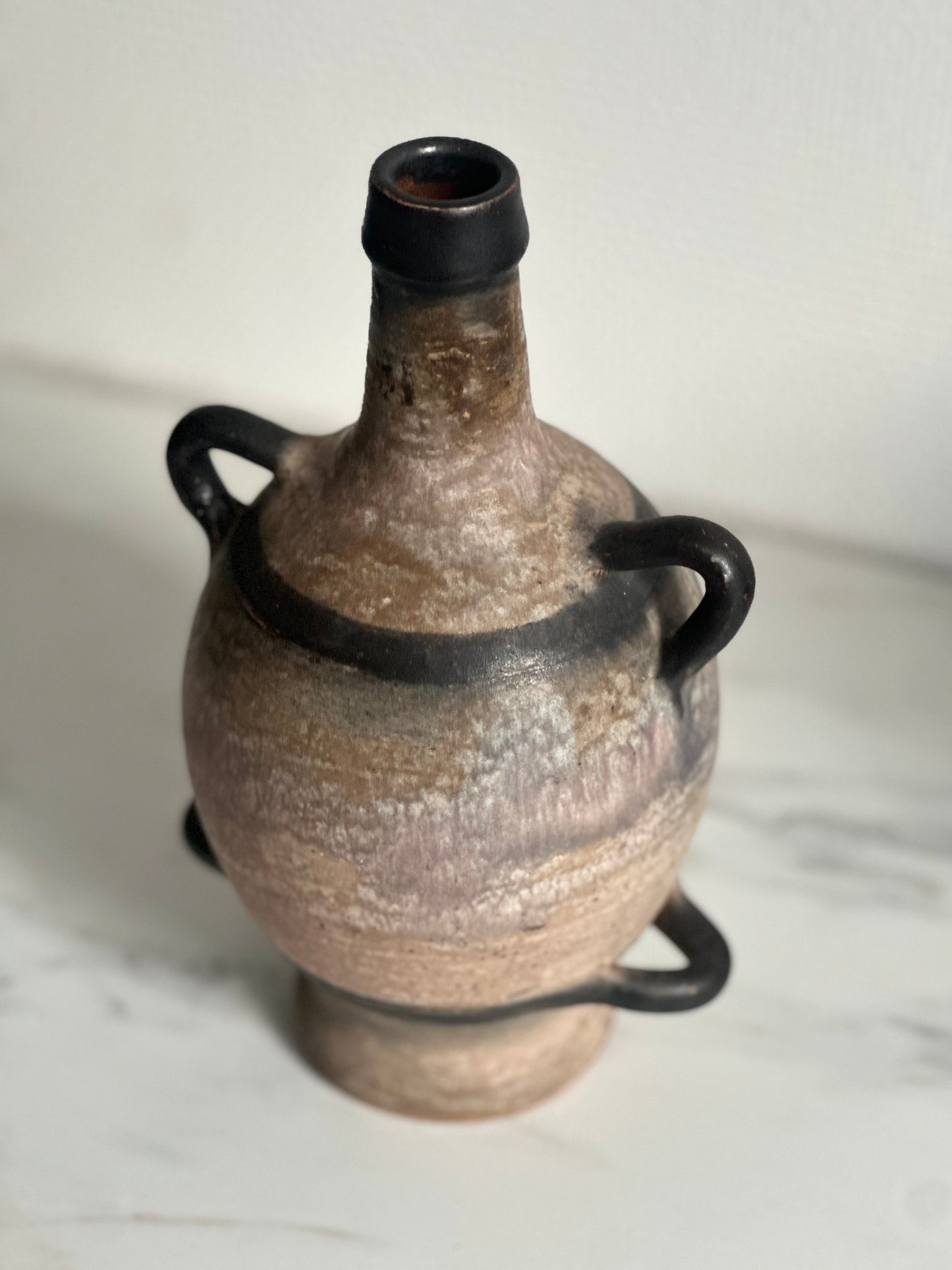 Vase amphore à quatre anses — Willy Biron, Bouffioulx, Belgique, circa 1960